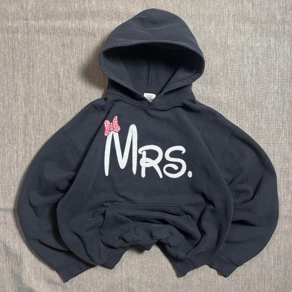 Gildan Minnie Mouse Mrs. black hoodie - M